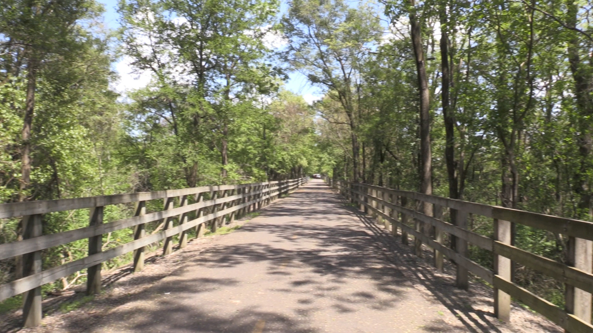 Coroner called to Oak Savannah bike trail in Gary